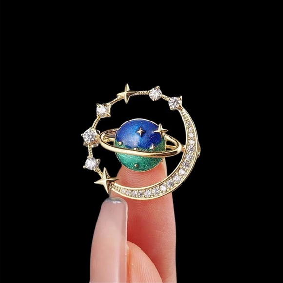 Crystal Enamel Pins Rhinestone Cosmic Star Brooches for Men and Women - Picture 6 of 7